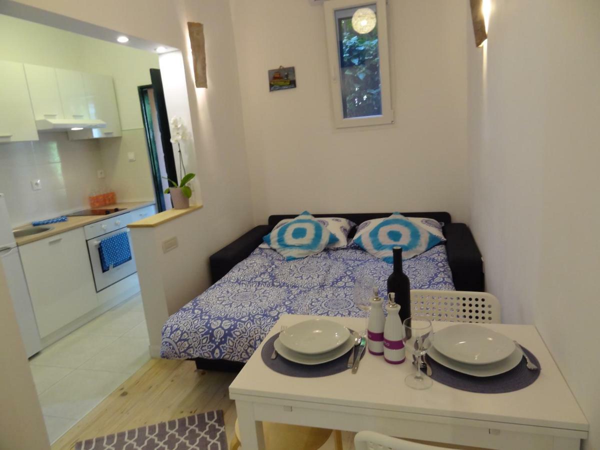 Apartment Bezic Kastela Bagian luar foto