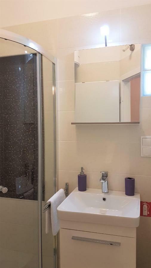 Apartment Bezic Kastela Bagian luar foto