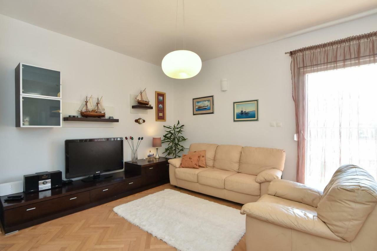 Apartment Bezic Kastela Bagian luar foto